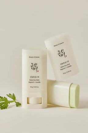 Beauty of Joseon - Stick Protetor Solar Matte Mugwort + Camellia SPF 50 PA++++ 18g